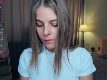 girl cam all day erline_may image #7012161