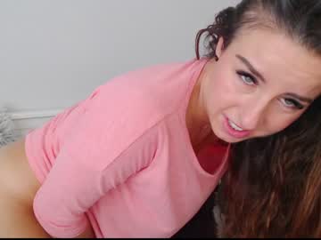 girl cam all day emerald_kittycat image #3007069