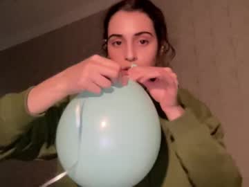 girl cam all day wonderland_stia image #9318279