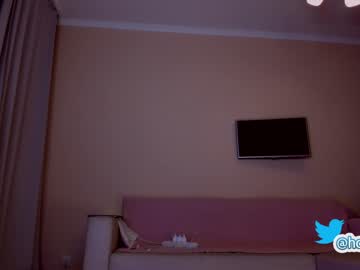girl cam all day hollyextra image #2916102