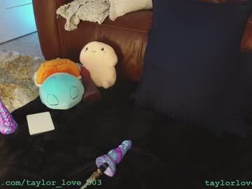 girl cam all day taylor_love_303 image #6060163