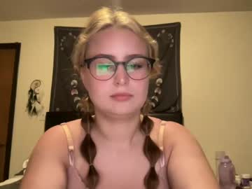 girl cam all day sarahmartin420 image #4728138