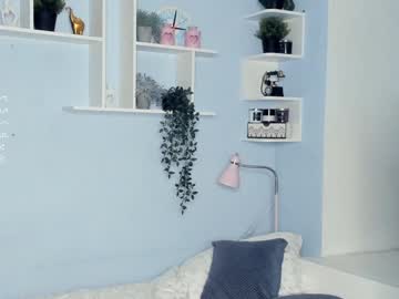 girl cam all day summer_lilac image #7806372