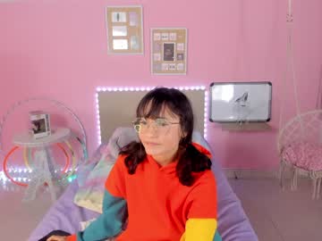 girl cam all day little_effy18 image #2796630