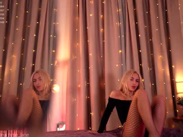 girl cam all day peach_me image #987242