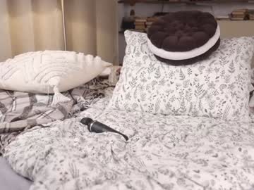 girl cam all day hinatabroks image #7411473
