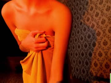 girl cam all day amandamedrano image #3068192