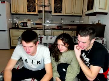 couple cam all day family_intrigue image #573468