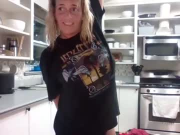 girl cam all day brainsssisback image #2161578