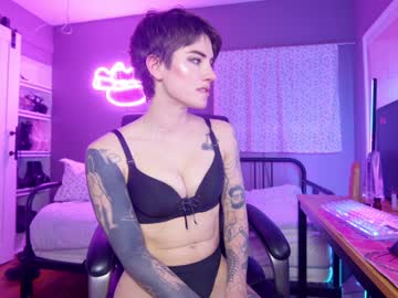 girl cam all day aynmarie image #9043462