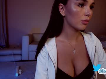 girl cam all day hollyextra image #3196534