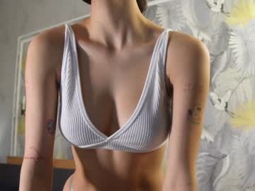 girl cam all day alicepreuoston image #9265091