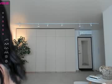girl cam all day oki_dokie image #4583302