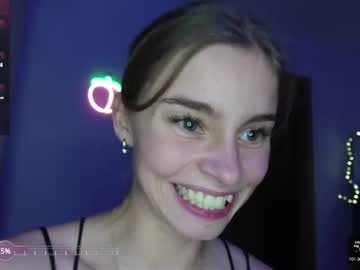 girl cam all day roxxxie_reid image #9140159