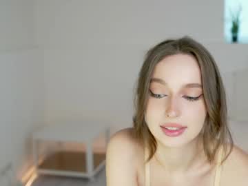 girl cam all day silent_chill image #7188634