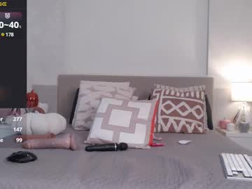 girl cam all day smileyouarehere image #8190483