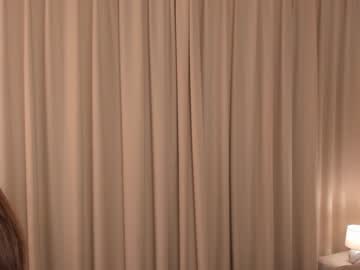 girl cam all day peek_in_my_window image #6591640
