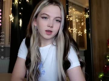 girl cam all day small_blondee image #5962406