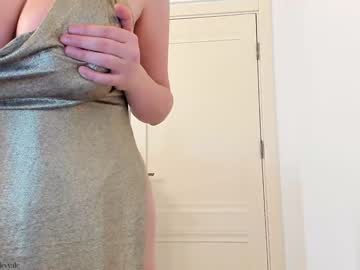 girl cam all day devyale image #3730115