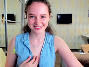 girl cam all day demurelixir image #1963179