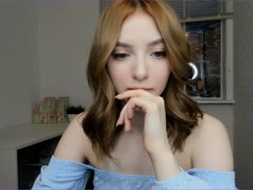 girl cam all day elisa_oliver image #92265