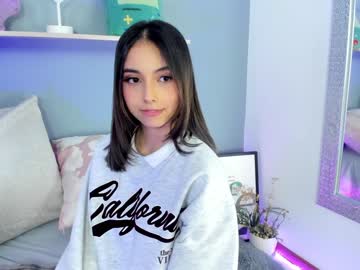 girl cam all day saschaholmen image #2793799