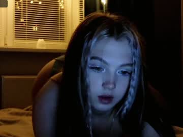 girl cam all day small_blondee image #5711964