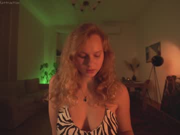 girl cam all day thelawofattraction image #463184