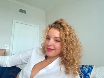 girl cam all day theislandgirl image #8889940