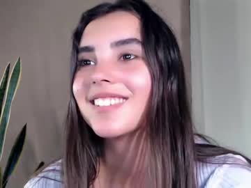 girl cam all day nika_la image #2771428