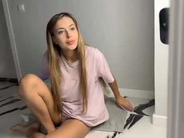 girl cam all day elisa_moon image #8500355