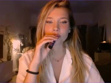 girl cam all day bitter_moon image #3370608