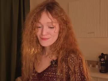 girl cam all day emiliyafox image #9138063