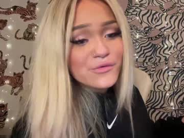 girl cam all day ari_02 image #5455022