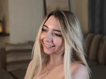 girl cam all day owlluree image #5582219