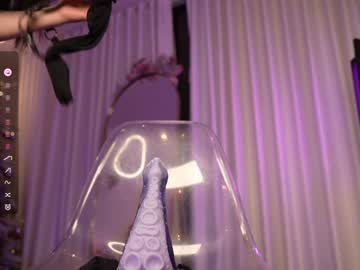 girl cam all day lau__1 image #8455837