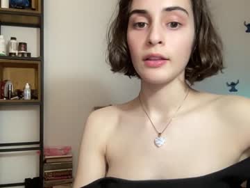 girl cam all day wonderland_stia image #6326993