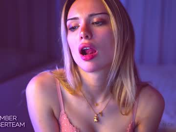 girl cam all day emmber image #2143802