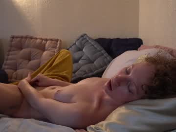 girl cam all day sistinehashands image #6026024