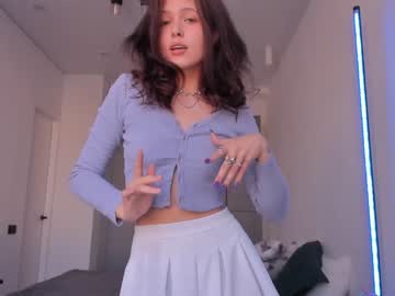 girl cam all day adriana_hill image #2141420