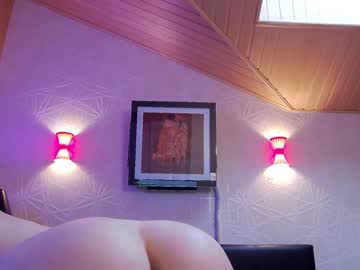 girl cam all day immature_babyy image #961903