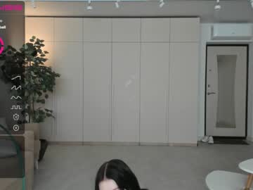 girl cam all day oki_dokie image #4654032