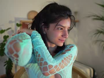 girl cam all day urcutelinda image #6465423