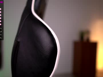 girl cam all day laraslife image #1686761
