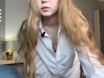girl cam all day cute_land image #8730188