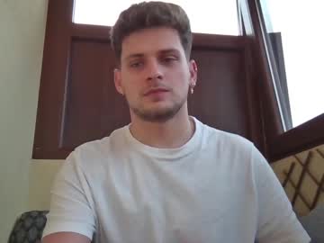 man cam all day roberto_twink1 image #8605781