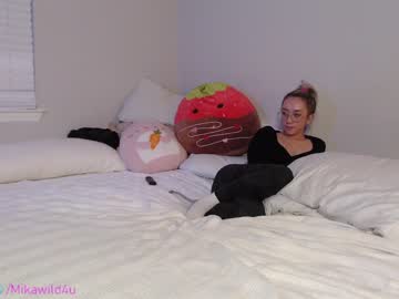 couple cam all day mikawild4u image #5899271
