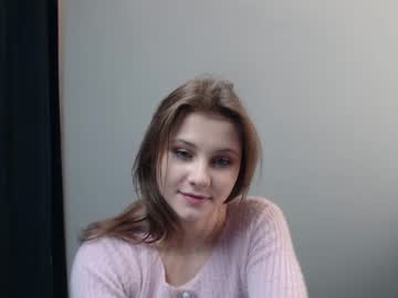 girl cam all day relax_nina image #222064