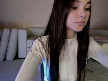 girl cam all day hollyextra image #7546219
