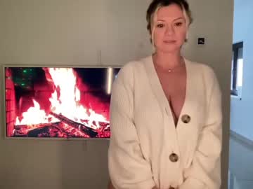 girl cam all day kiradivine image #6183170
